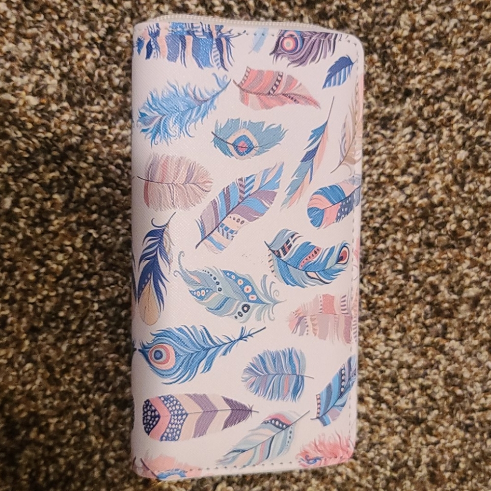 Wallet new